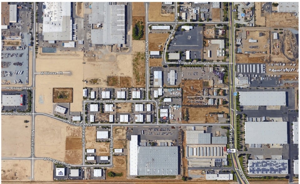 More Photos Of 9729 W Grove Ave, Visalia Warehouse For Lease