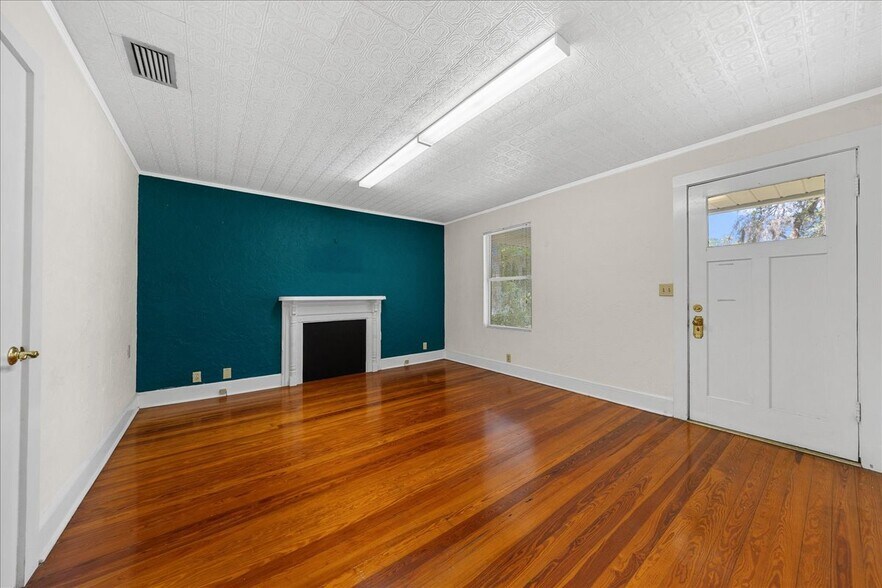 More Photos Of 2206 SE 3rd Ave, Ocala Office Residential For Sale