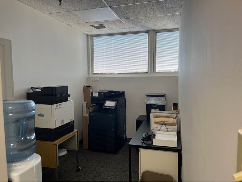 More Photos Of 446-450 Union Blvd, Allentown Medical For Lease