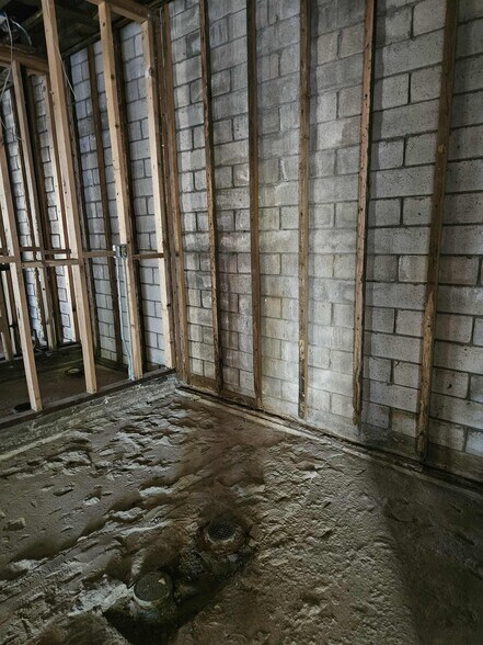 More Photos Of 1350 Main St, Susanville Restaurant For Sale