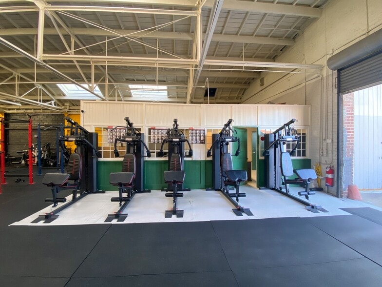 More Photos Of 2515 Seminary Ave, Oakland Health Club For Sale