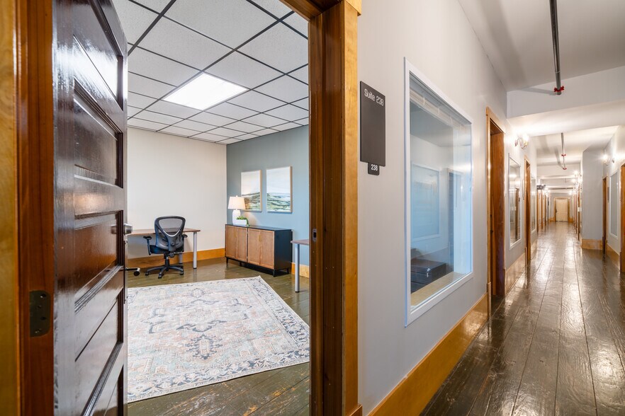 More Photos Of 6401 W Eldorado Pky, McKinney Coworking Space