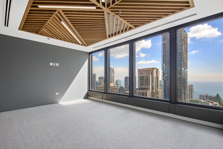 More Photos Of 205 N Michigan Ave, Chicago Office For Lease