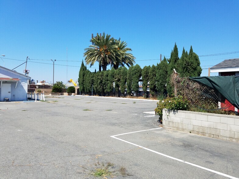 More Photos Of 2805 E South St, Long Beach Warehouse For Sale