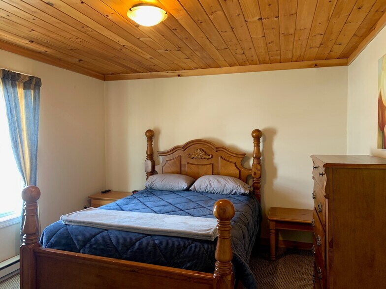More Photos Of 159 Mayville Rd, Bethel Restaurant For Sale