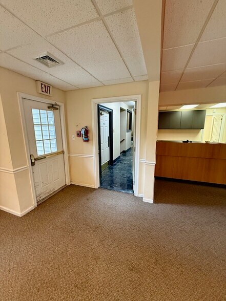 More Photos Of 1098 Washington Crossing Rd, Washington Crossing Medical For Lease