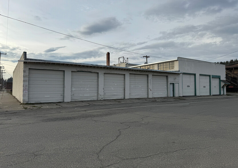 Primary Photo Of 103 N Wright Ave, Cle Elum Service For Lease