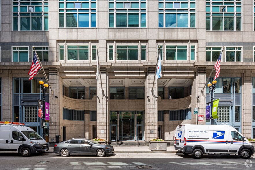 More Photos Of 303 W Madison St, Chicago Office For Lease