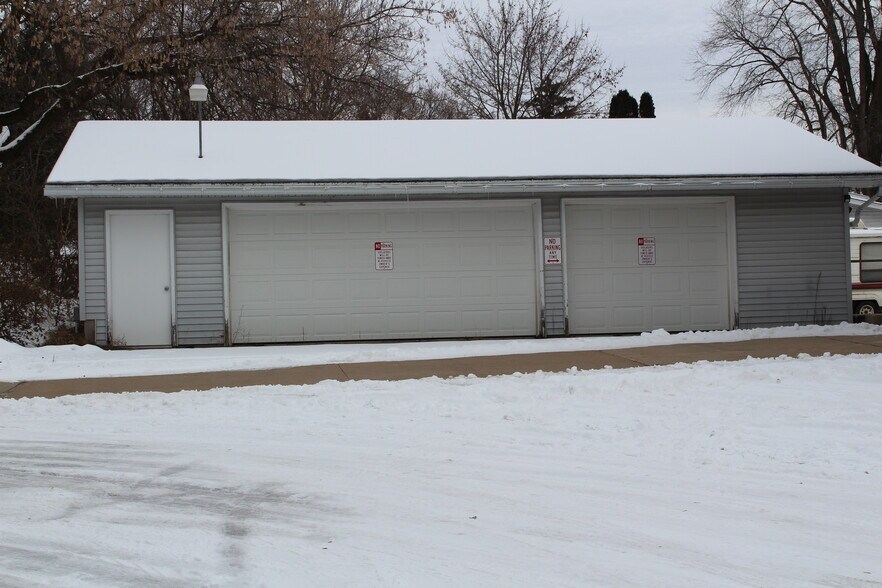 More Photos Of N4386 State Road 49, Poy Sippi Bank For Sale