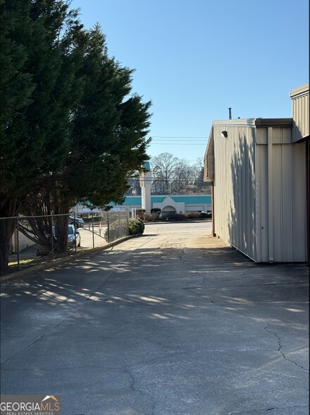 More Photos Of 285 Big a Rd, Toccoa Warehouse For Lease