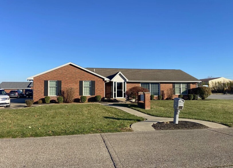Primary Photo Of 2225 N Cullen Ave, Evansville Office For Lease