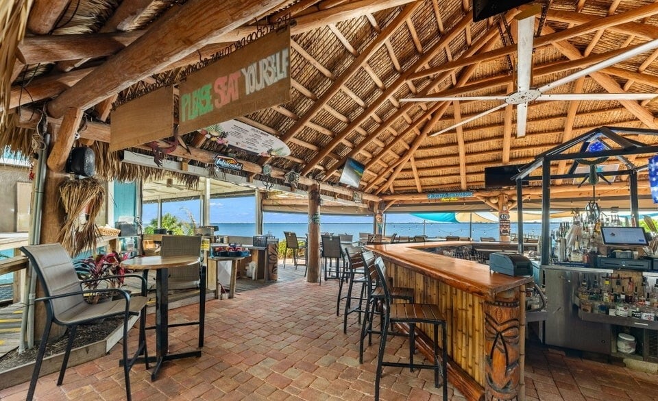 More Photos Of 4845 Dixie Hwy NE, Palm Bay Restaurant For Sale