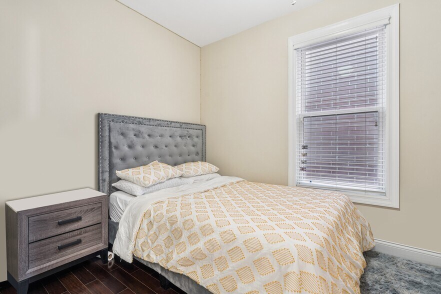 More Photos Of 2732 W Belmont Ave, Chicago Multifamily For Sale