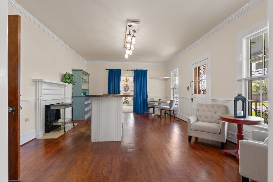 More Photos Of 104 W Broad St, Wedowee Medical For Sale