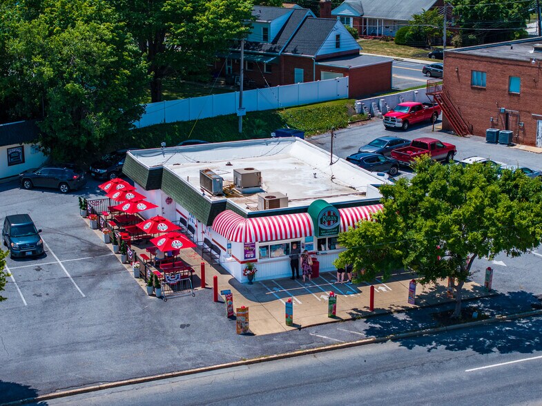 More Photos Of 500 W Patrick St, Frederick Freestanding For Sale