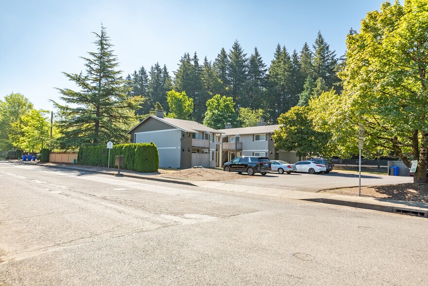 More Photos Of 3240-3320 NE 8th St, Gresham Apartments For Sale