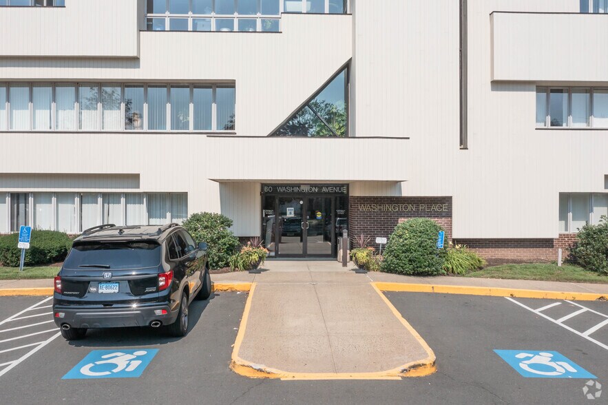 More Photos Of 60 Washington Ave, Hamden Medical For Sale