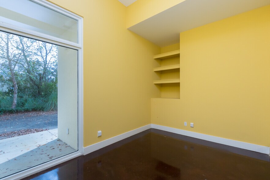 More Photos Of 100 S Greentree Ln, Foley Medical For Sale