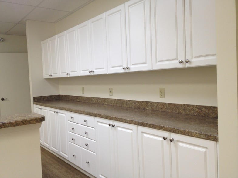 More Photos Of 1861 SE Port St Lucie Blvd, Port Saint Lucie Medical For Lease