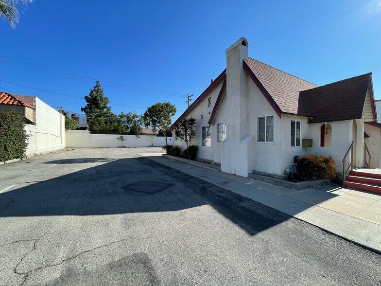 More Photos Of 9804 Foothill Blvd, Rancho Cucamonga Medical For Lease