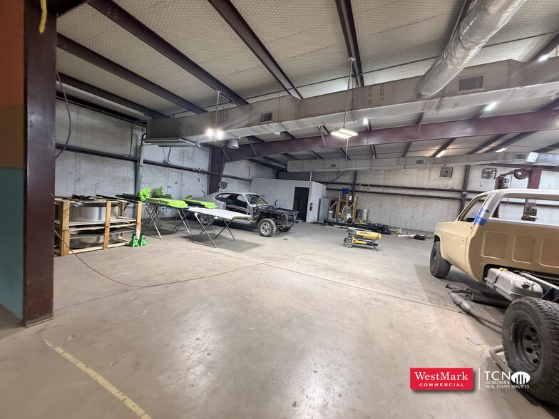 More Photos Of 3701 N Frankford Ave, Lubbock Industrial For Sale