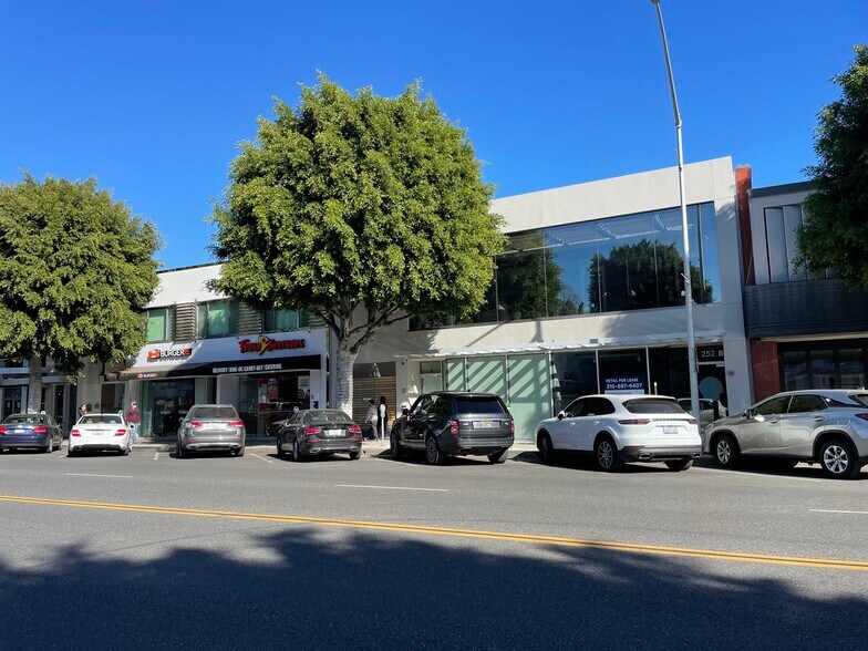 More Photos Of 252 S Beverly Dr, Beverly Hills Office For Lease
