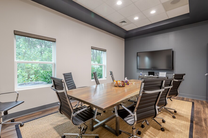 More Photos Of 4184 Dobys Bridge Rd, Fort Mill Office For Lease