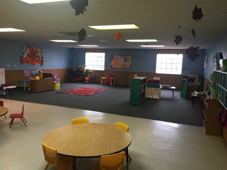 More Photos Of 21950 Kingsland Blvd, Katy Daycare Center For Lease