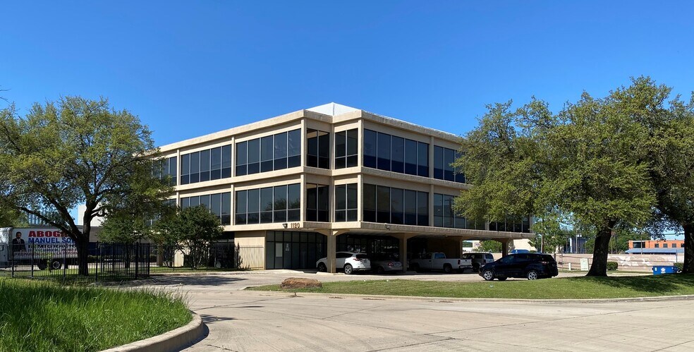 More Photos Of 1120 Empire Central Pl, Dallas Office For Lease