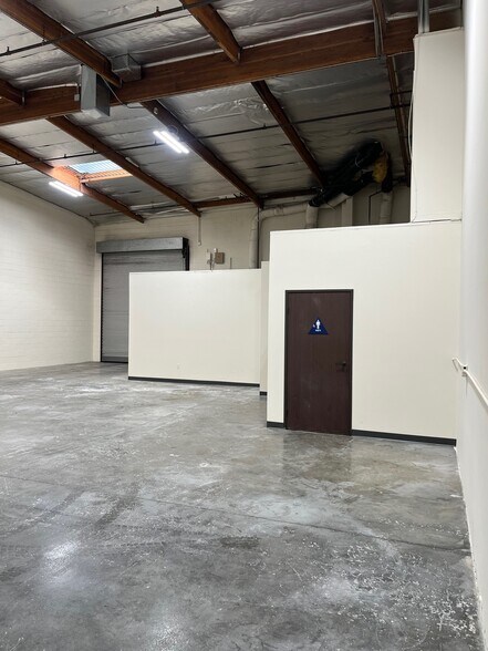 More Photos Of 10932-10938 Schmidt Rd, El Monte Warehouse For Lease