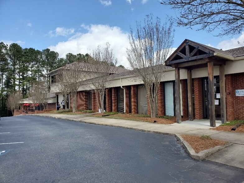 Primary Photo Of 1668 Mulkey Rd, Austell Medical For Lease