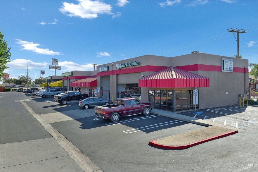 More Photos Of 1455 Herndon Ave, Modesto Auto Repair For Lease