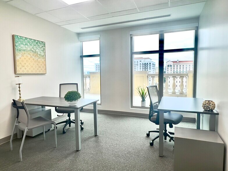 More Photos Of 121 Alhambra Plz, Coral Gables Office For Lease