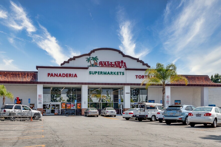 More Photos Of 14001-14005 Ramona Blvd, Baldwin Park Storefront For Lease