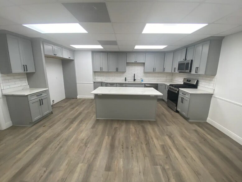 More Photos Of 78263 Highway 25, Folsom Light Manufacturing For Sale