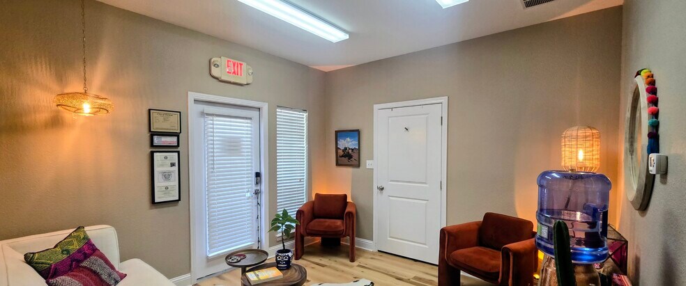 More Photos Of 1205 Bent Oaks Ct, Denton Office For Sale