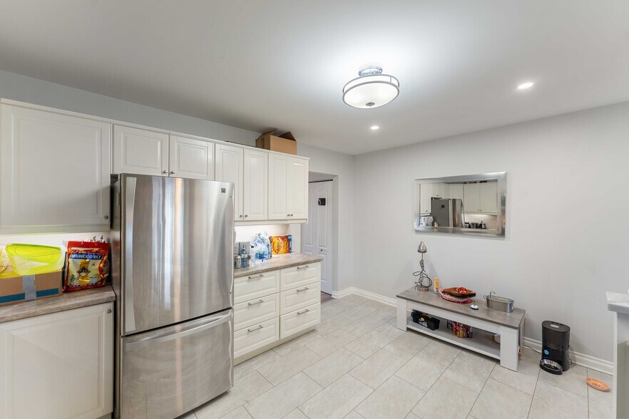 More Photos Of 732 Morin St, Ottawa Apartments For Sale