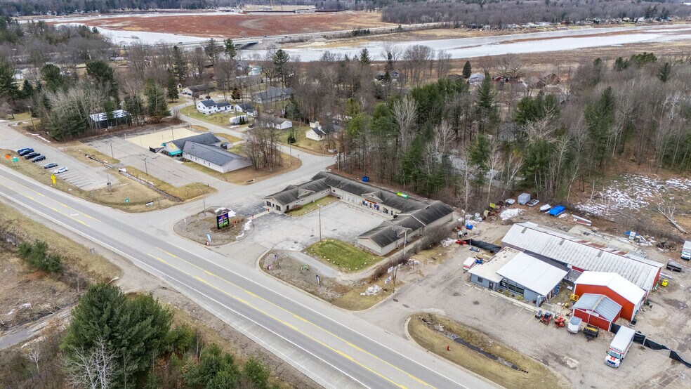 More Photos Of 2655-2679 N Meridian Rd, Sanford General Retail For Sale