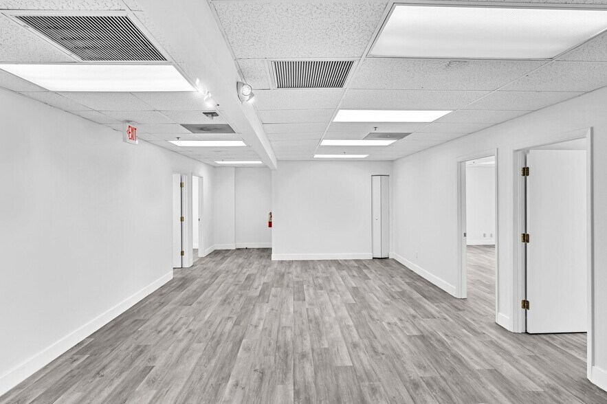 More Photos Of 2900 W Cypress Creek Rd, Fort Lauderdale Office For Sale