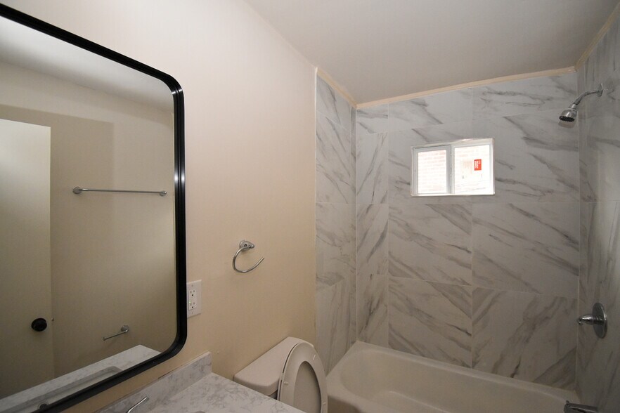 More Photos Of 321 S Main St, Harrodsburg Apartments For Sale