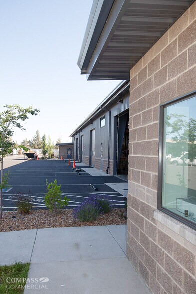 More Photos Of 3525 SW Empire Dr, Prineville Warehouse For Lease