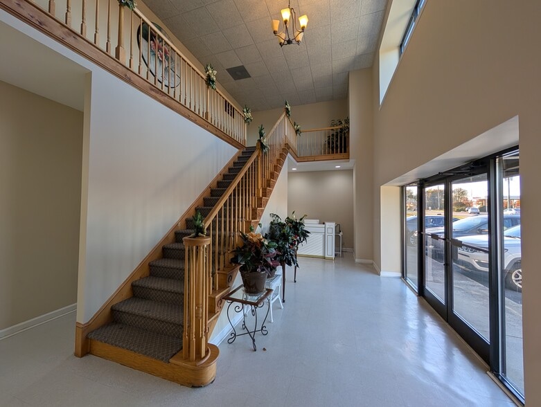 More Photos Of 4065 Powhatan Rd, Clayton Office For Lease