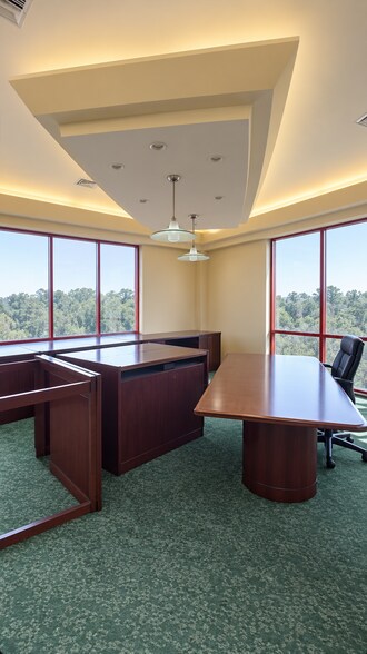 More Photos Of 2301 Longleaf Blvd, Lake Wales Office For Lease