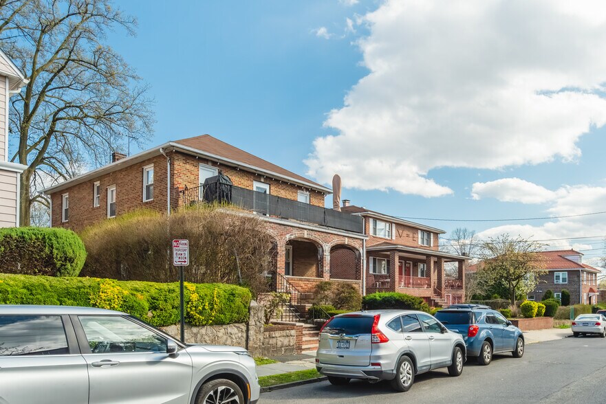 More Photos Of 536-542 N High St, Mount Vernon Apartments For Sale