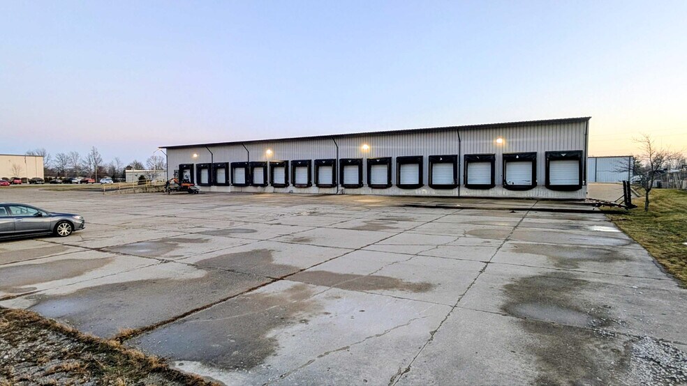 More Photos Of 6119 Highview Dr, Fort Wayne Warehouse For Sale