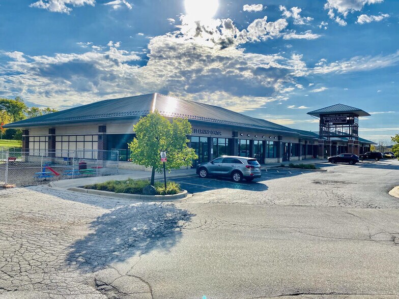 Primary Photo Of 10855 W Park Pl, Milwaukee Freestanding For Sale