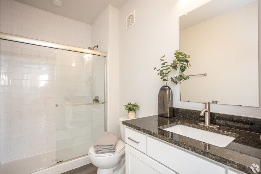 More Photos Of 5915 Evans Farm Dr, Lewis Center Apartments For Lease