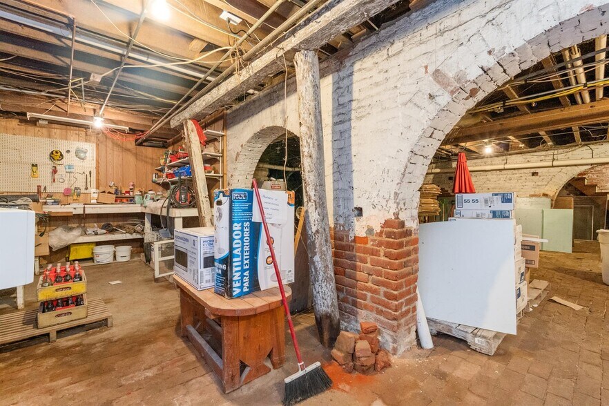 More Photos Of 100 W German St, Shepherdstown Storefront Retail Residential For Sale