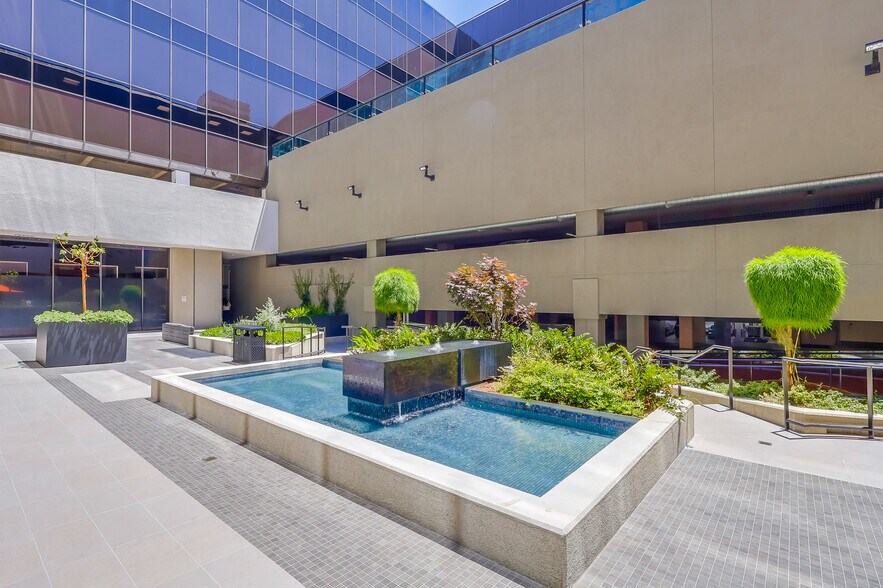 More Photos Of 11500 W Olympic Blvd, Los Angeles Medical For Lease