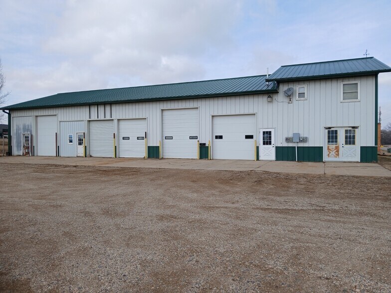 More Photos Of 1945 Highway 86, Milford Office For Sale